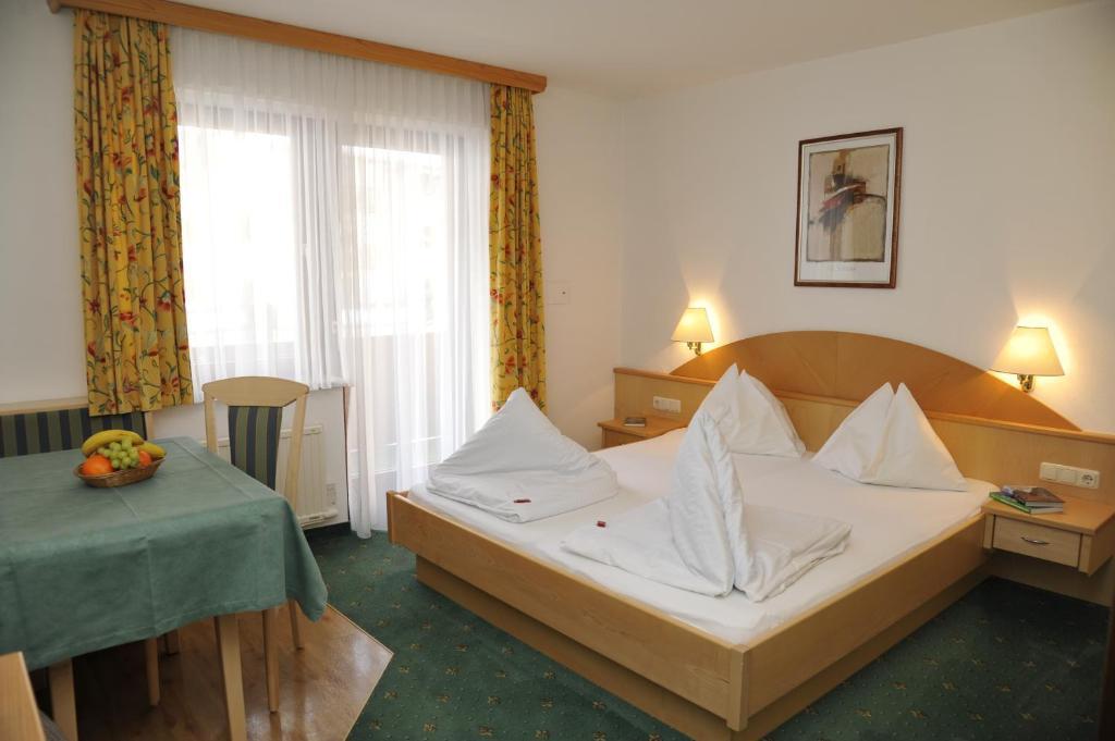 Hotel Alpina ไคลนาร์ล ภายนอก รูปภาพ