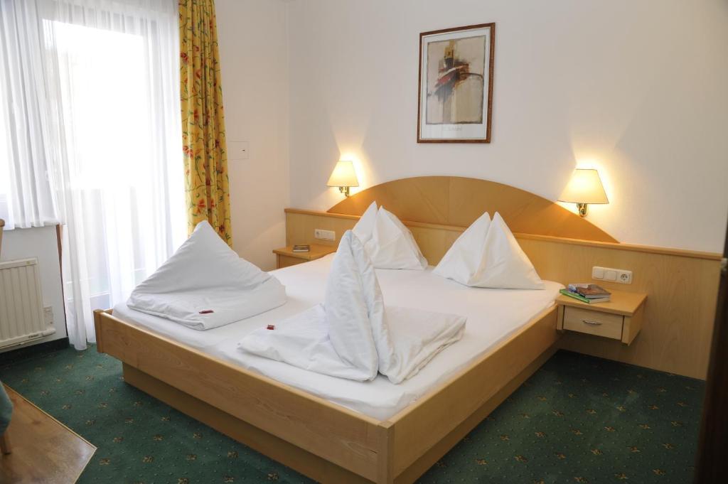 Hotel Alpina ไคลนาร์ล ภายนอก รูปภาพ